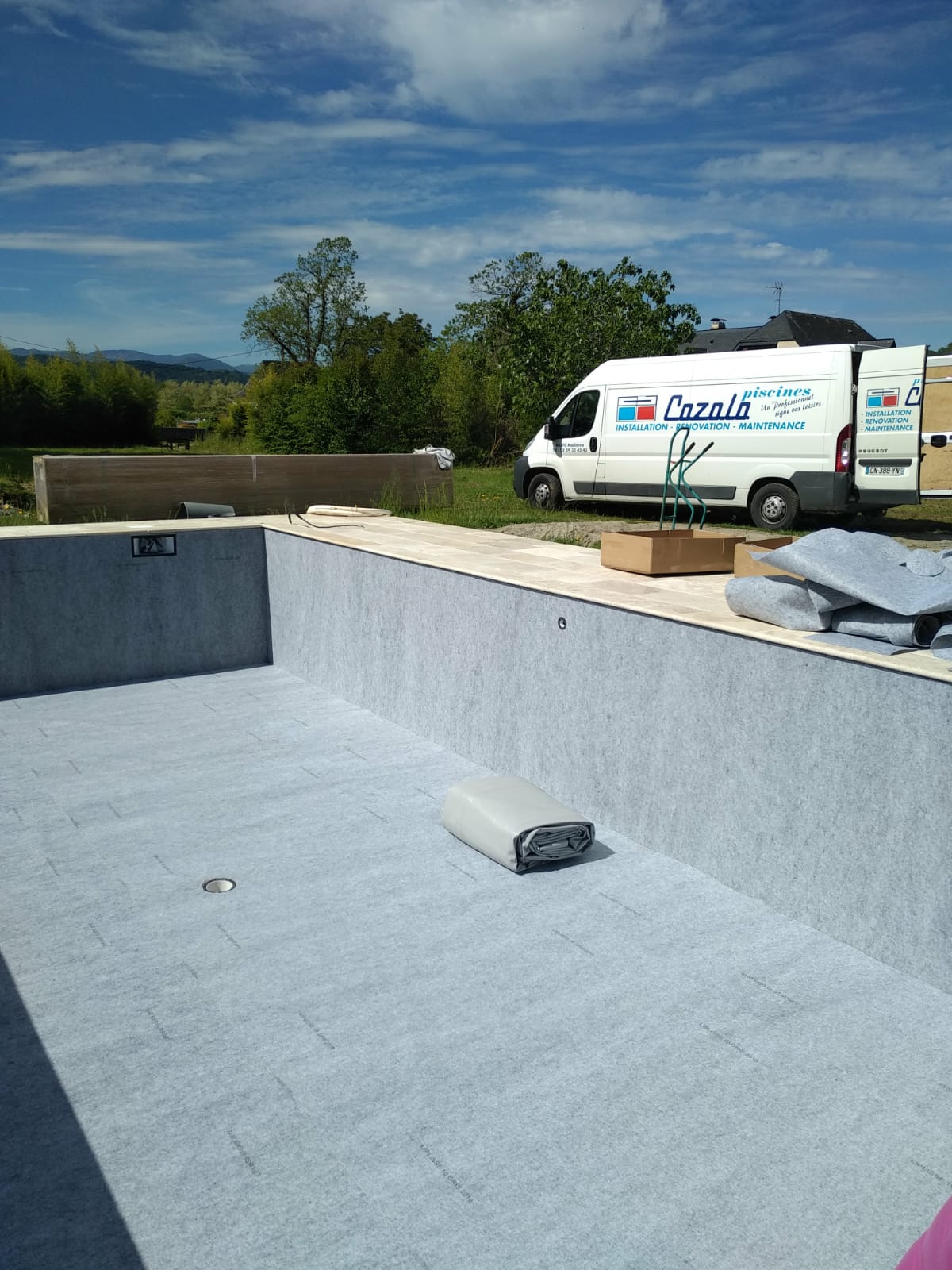 Changement de liner piscine Pose d'un liner gris